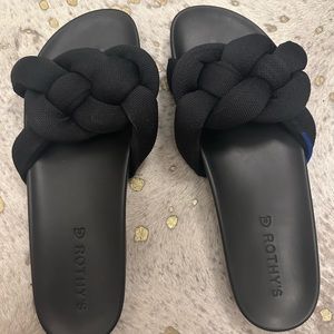 Rothy’s black braid woven sandals- 8.5